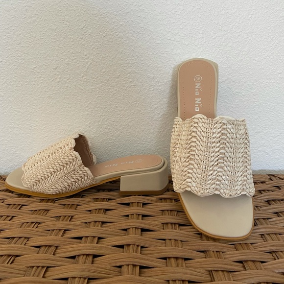 Cream Sandals - Picture 2 of 3